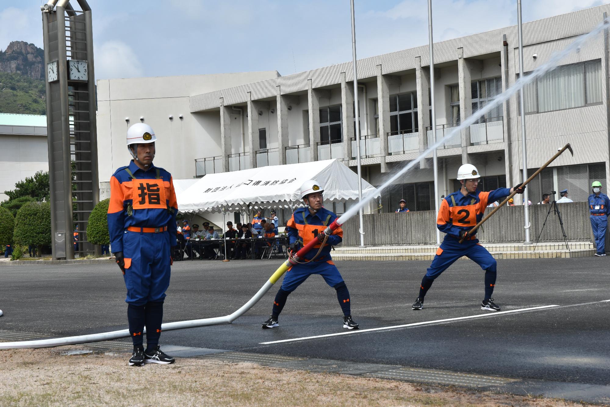 基本操法の部（小型ポンプ操法）