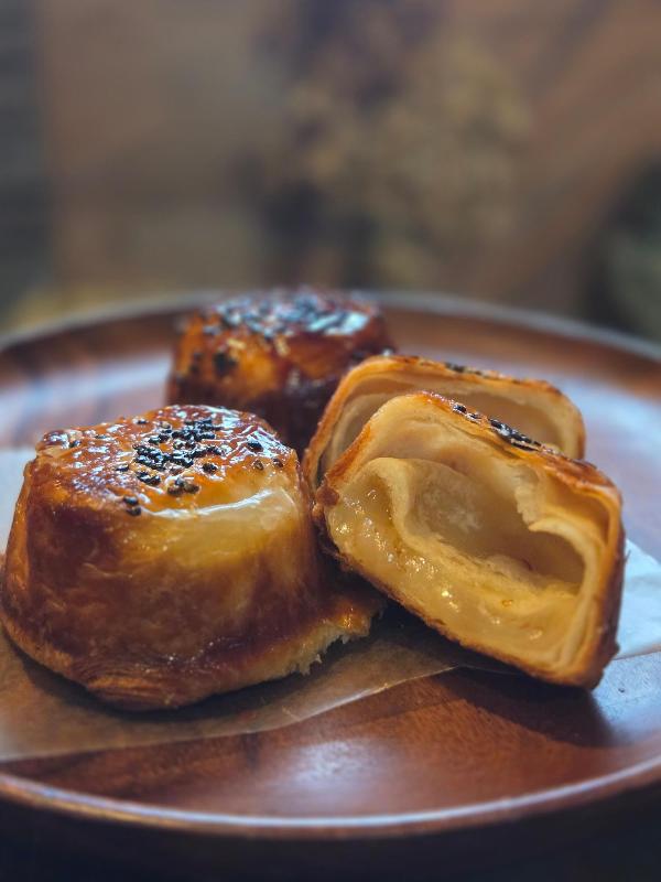 カンロ飴でみたらし風クイニーアマン